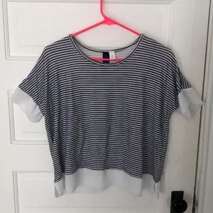 Striped t-shirt with white detailing